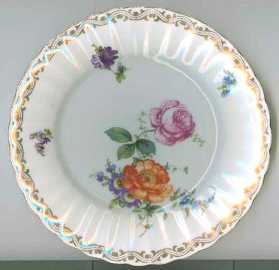 3353 Dessert/Pie Plate by Bauer & Pfeiffer-1