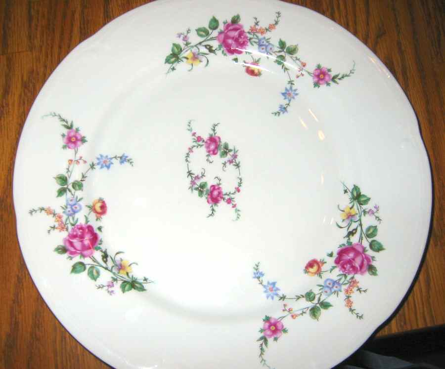 WTW8 Dinner Plate by Wtoctawek (Poland)-1