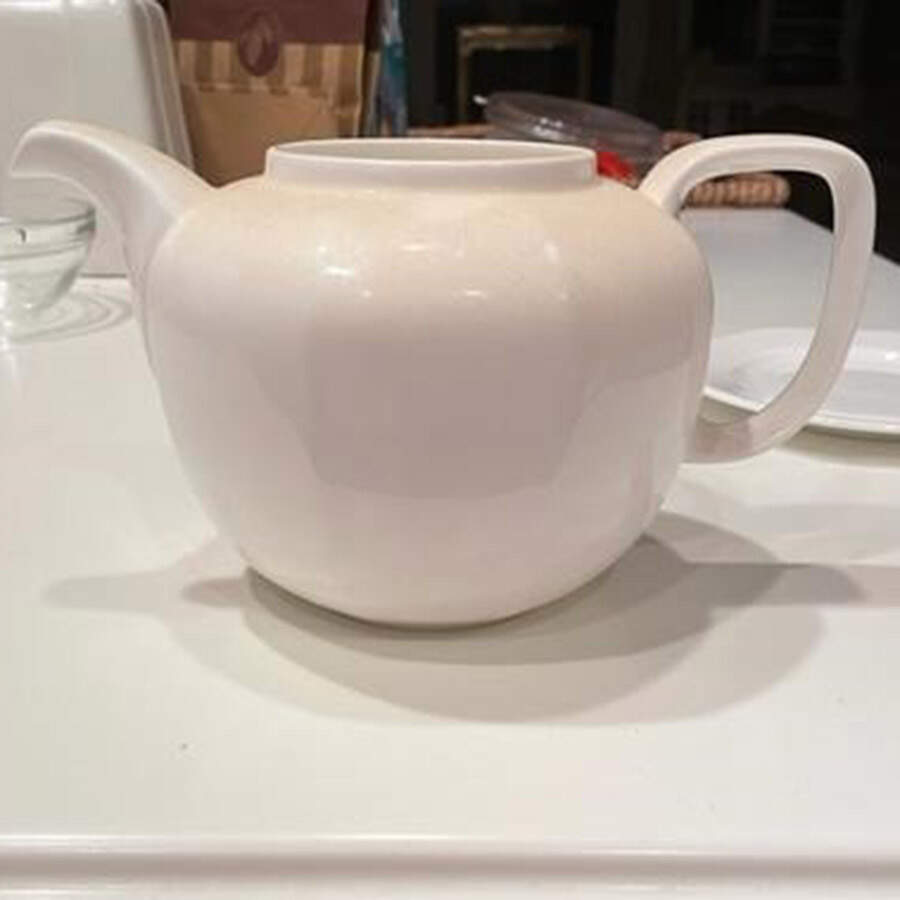 WW497 Teapot No Lid by Wedgwood-1