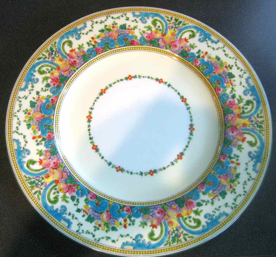 W1251 Dinner Plate by Wedgwood-1