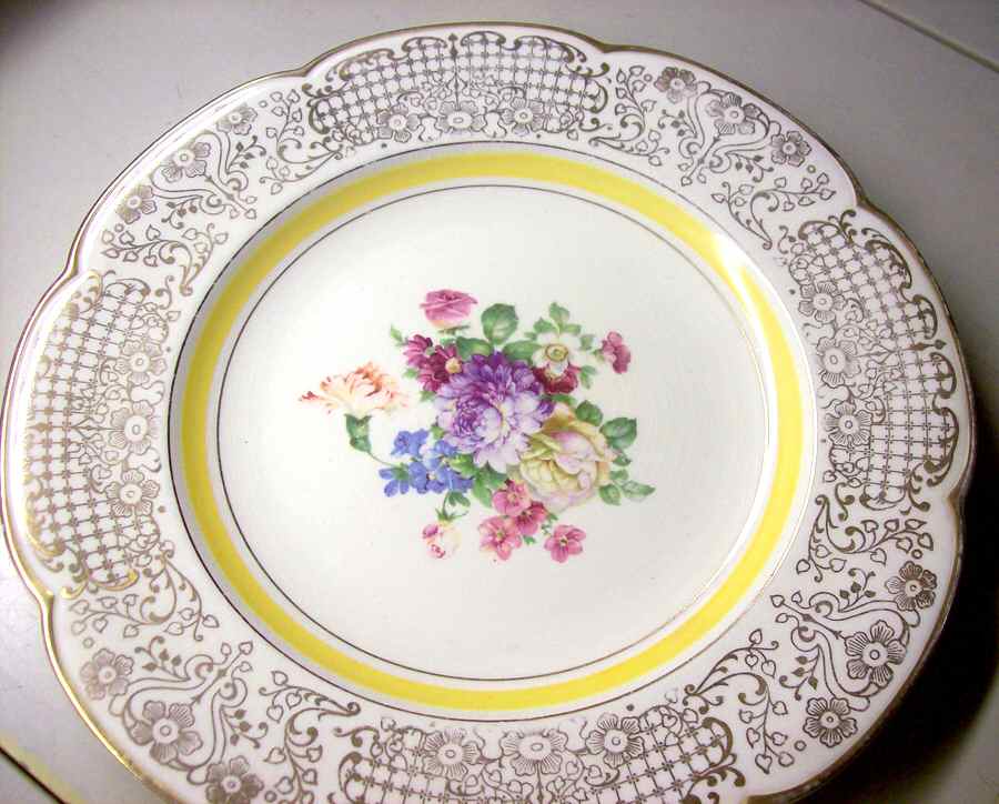 9214 Dinner Plate by Wood & Sons-1