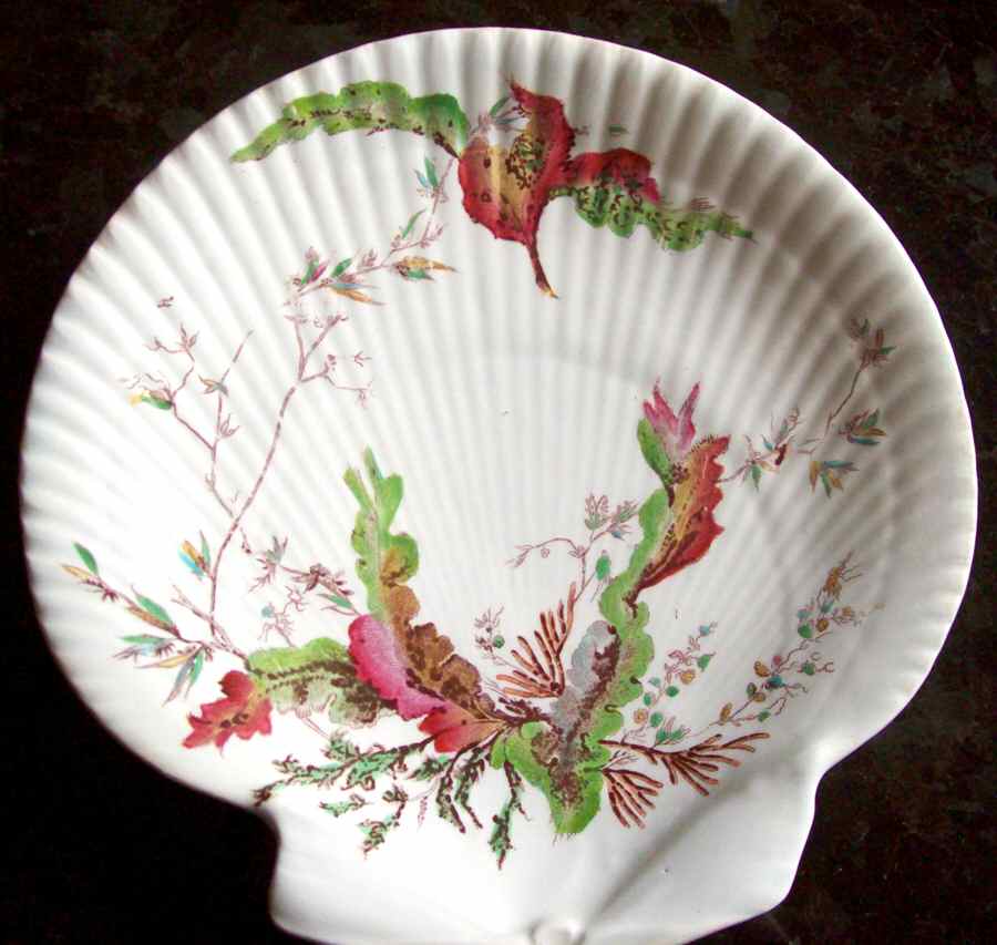 C1510 Shell Shaped Dish by Wedgwood-1