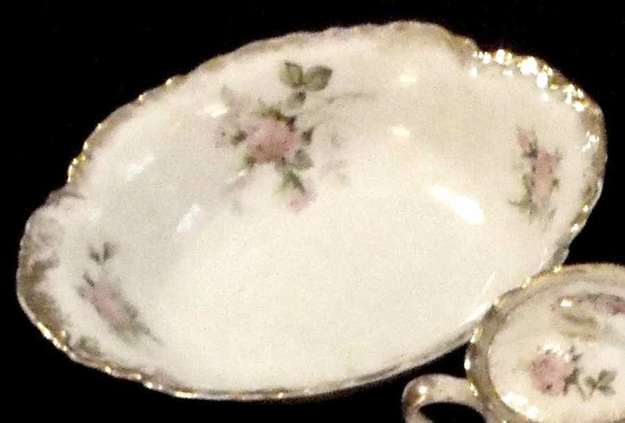 War196 9" Round Vegetable Bowl by Warwick-1