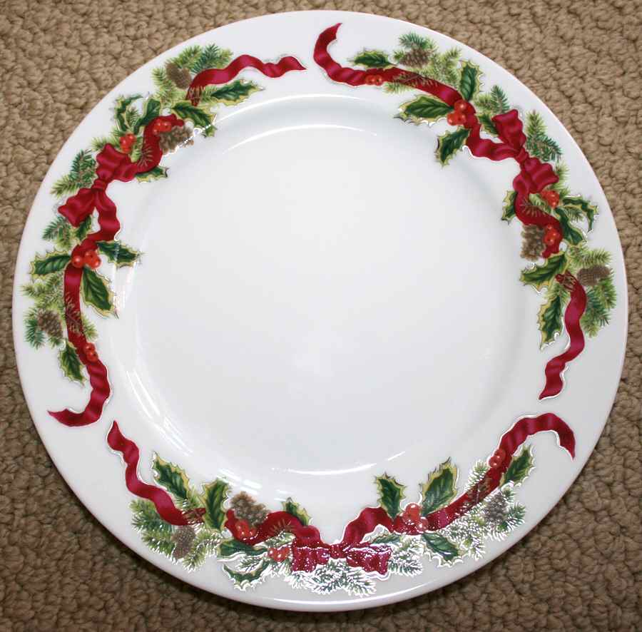 Garland Dinner Plate by Williams-Sonoma-1