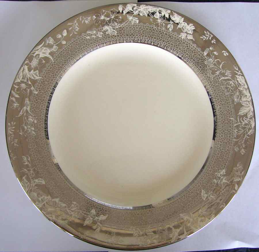 AM9024 Dinner Plate by Wedgwood-1