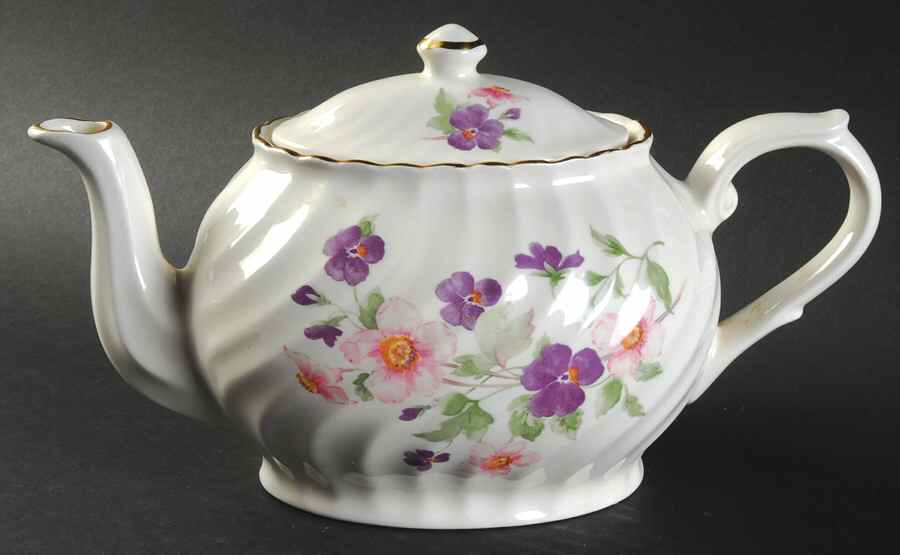 6433 Teapot & Lid by Arthur Wood-1