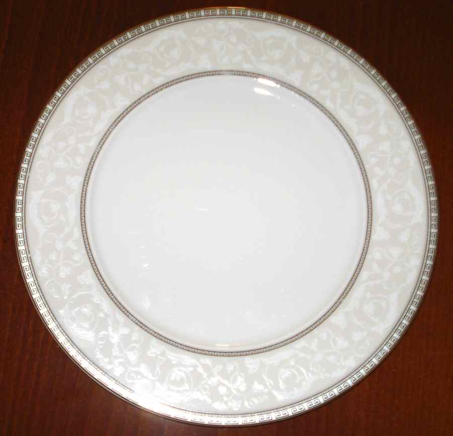 WLB84 Dinner Plate by Walbrzych-1