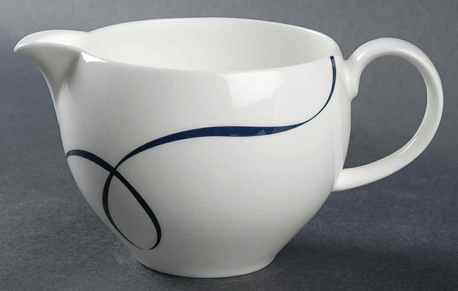 Glisse Creamer by Wedgwood-1