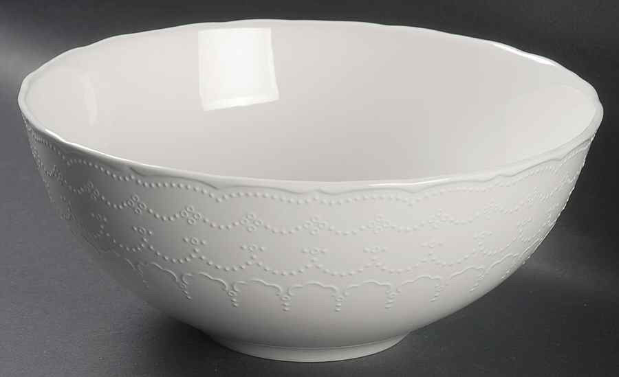 Trousseau 9" Round Serving Bowl by Wedgwood-1