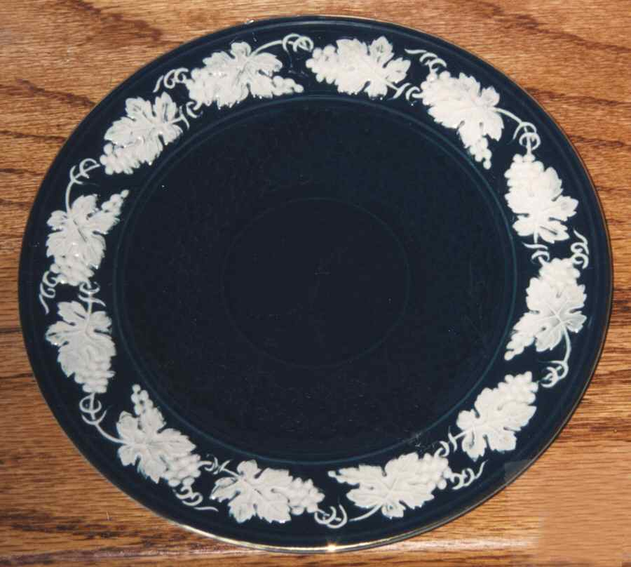 WAD14 Dinner Plate by Wade (England)-1