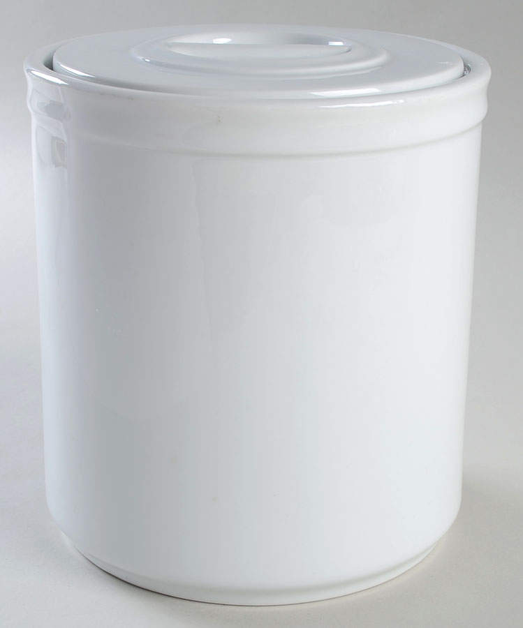 Pantry Medium Canister & Lid by Williams-Sonoma-1