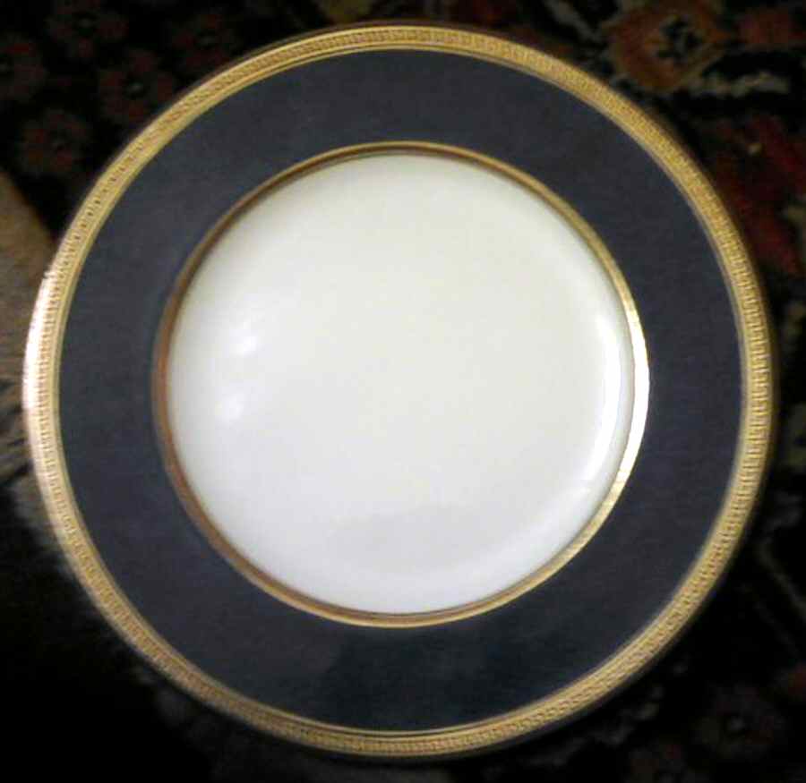 W768 Dinner Plate by Wedgwood-1
