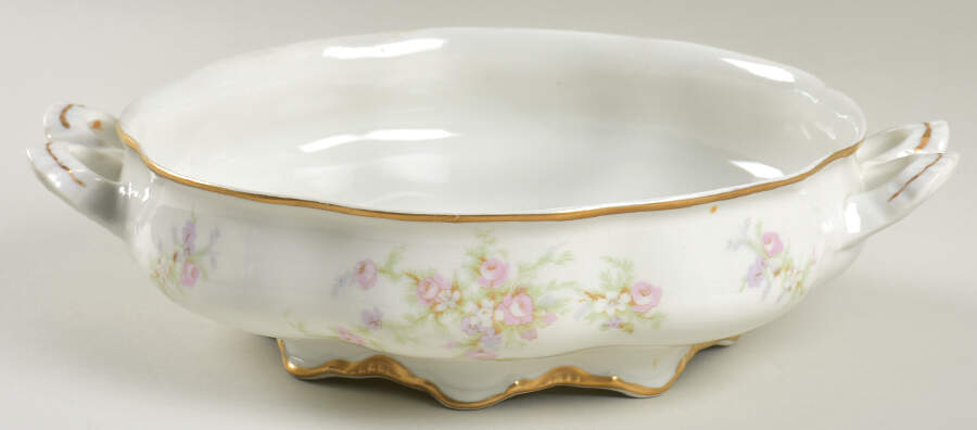 WAR198 Round Vegetable No Lid by Warwick-1