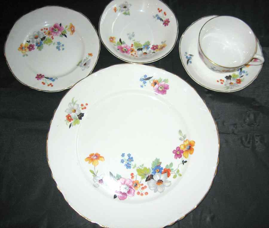 WAR201 Footed Cup & Saucer Set by Warwick-1