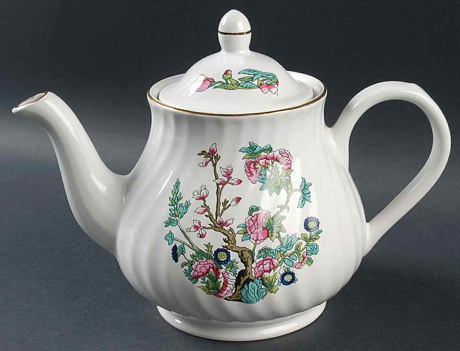 6374 Teapot & Lid by Arthur Wood-1