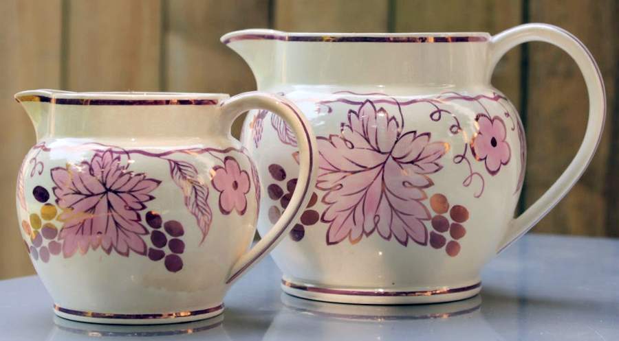 Cm5944 Creamer by Wedgwood-1