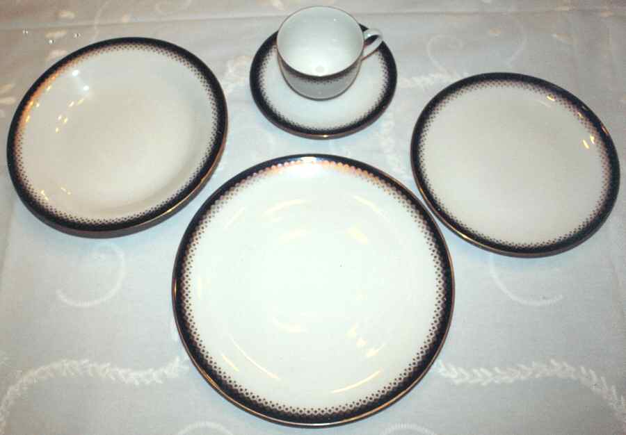 WIG1138 Dinner Plate by Winterling - Bavaria-1