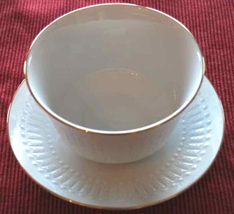 WIG749 Gravy Boat with Attached Underplate by Winterling - Bavaria-1