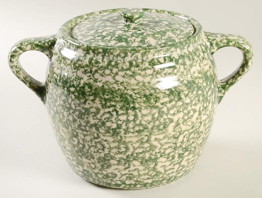 Green Sponge Bean Pot & Lid by Workshop Gerald Henn-1