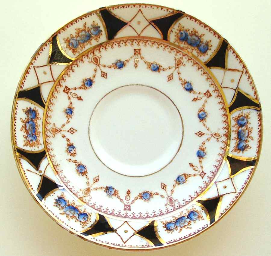 WAR204 Saucer by Warwick-1