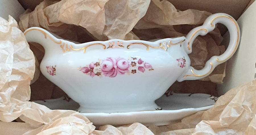 WEI106 Gravy Boat with Attached Underplate by Weimar-1