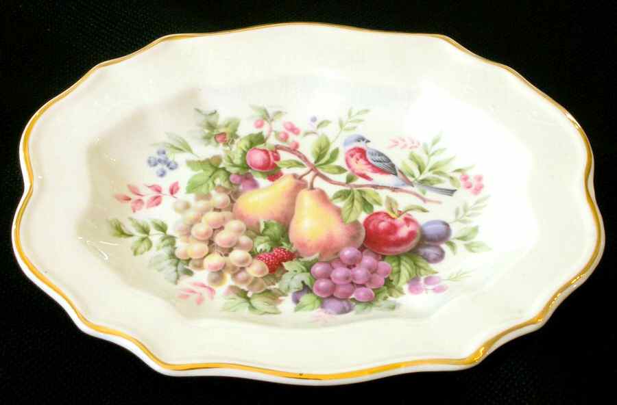 WW532 9" Oval Vegetable Bowl by Wedgwood-1