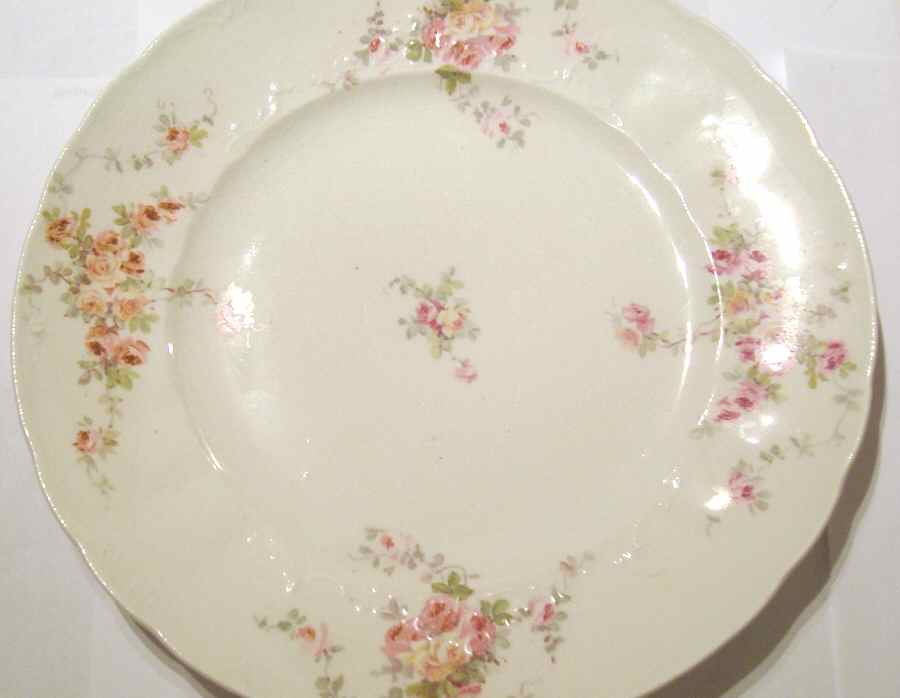 WAR207 Dinner Plate by Warwick-1