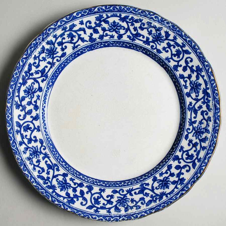 Worcester Luncheon Plate by Arthur J Wilkinson-1
