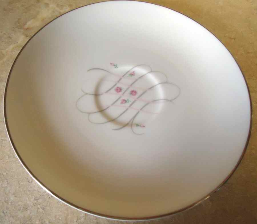 Gotham Saucer by Wentworth-1