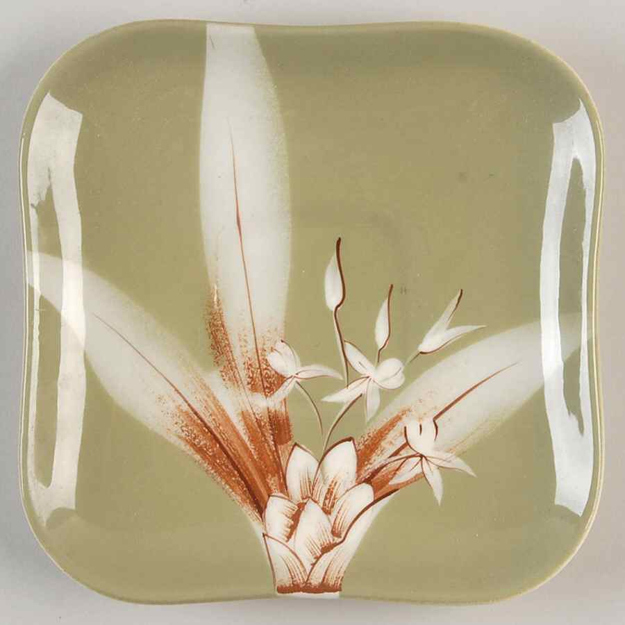 WEW7 Saucer by Weil Ware-1