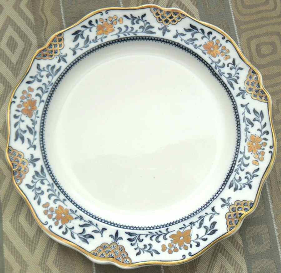 G1841 Dinner Plate by Wedgwood-1