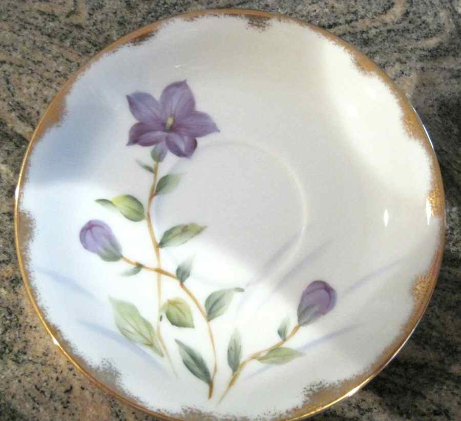 2452 Saucer by Wako-1