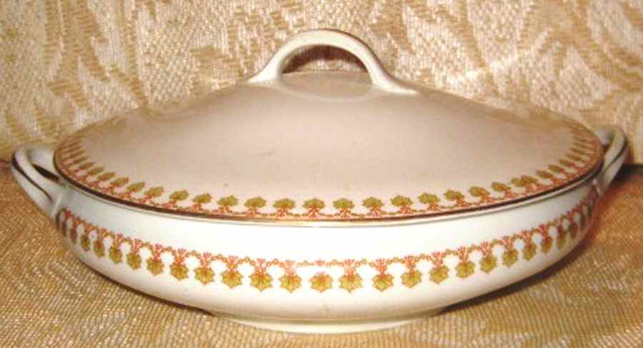 9025 Round Covered Vegetable by Warwick-1