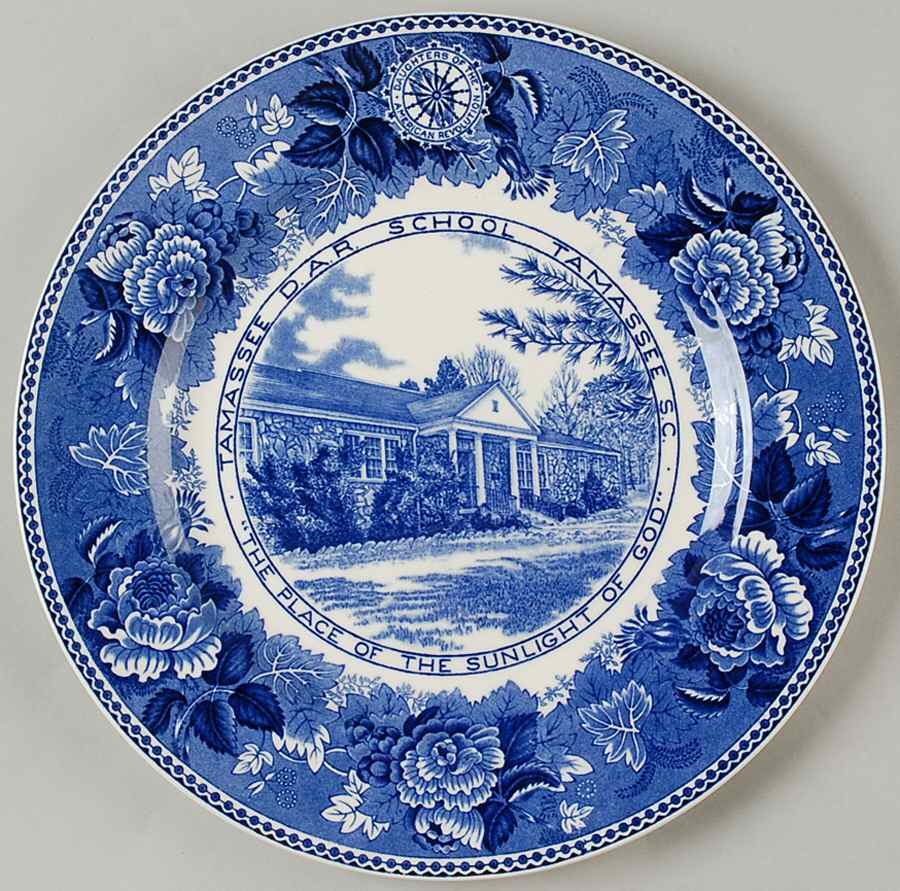 Tamassee D.A.R. School Dinner Plate by Wedgwood-1