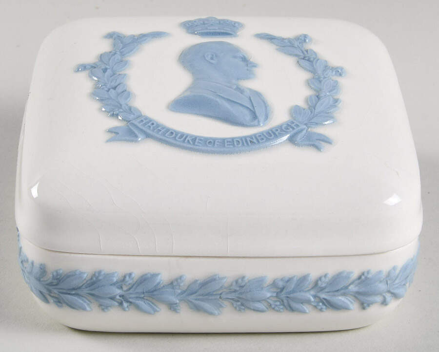 Coronation 4" Square Box W/Lid by Wedgwood-1