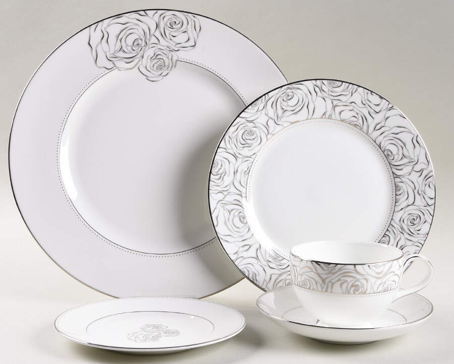 Sunday Rose 5 Piece Place Setting by Waterford China-1