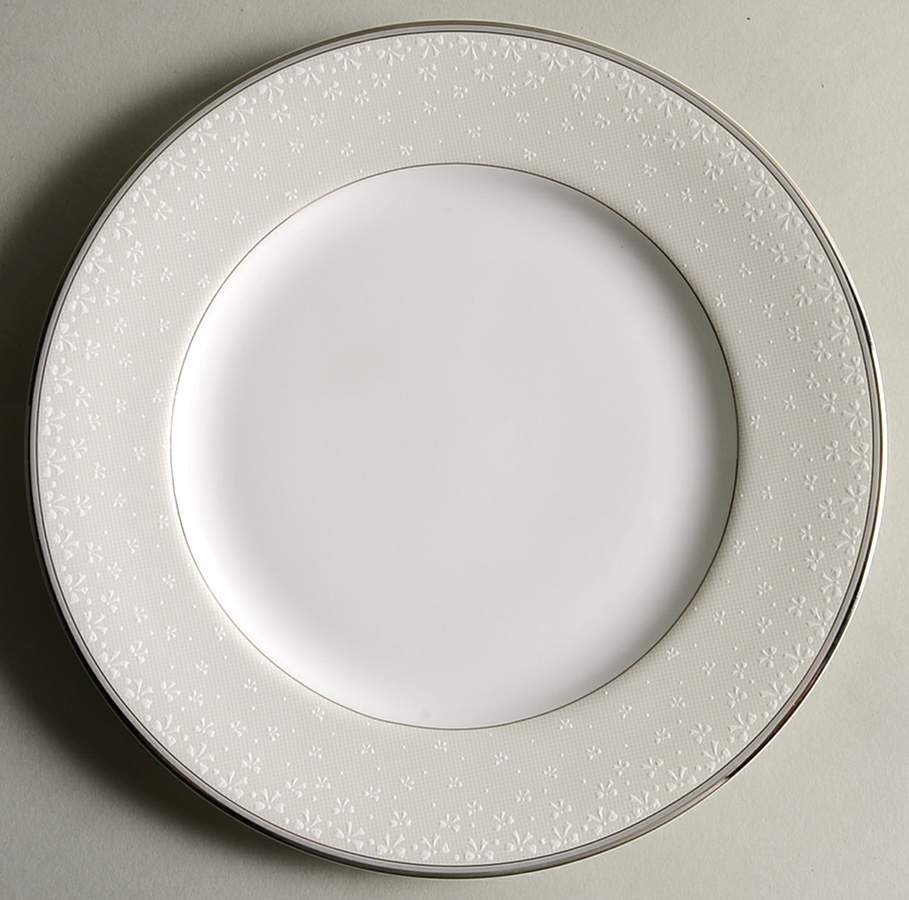 Pointe d'Esprit Accent Luncheon Plate by Waterford China-1