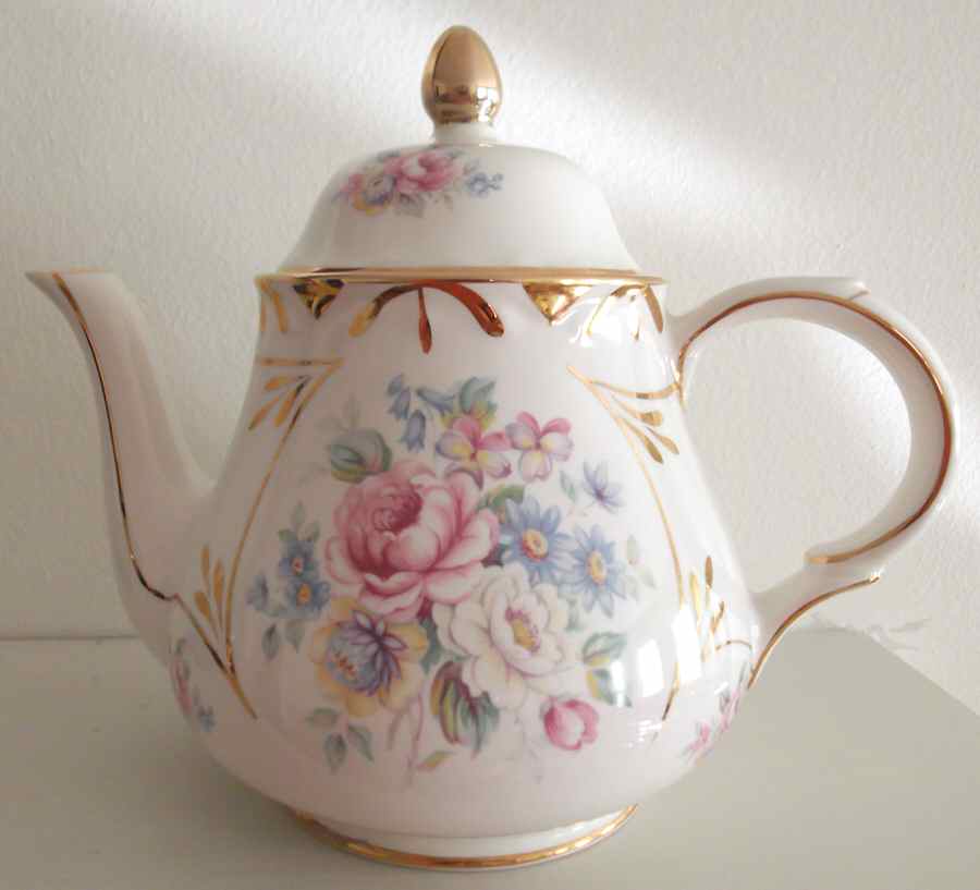 5458 Teapot & Lid by Arthur Wood-1