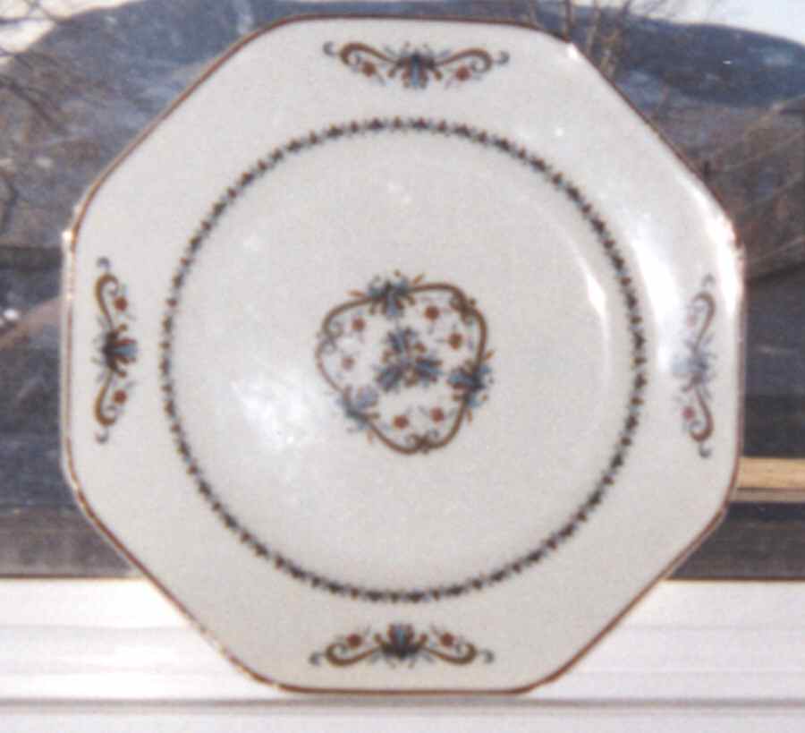 A212 Dinner Plate by Wood & Sons-1