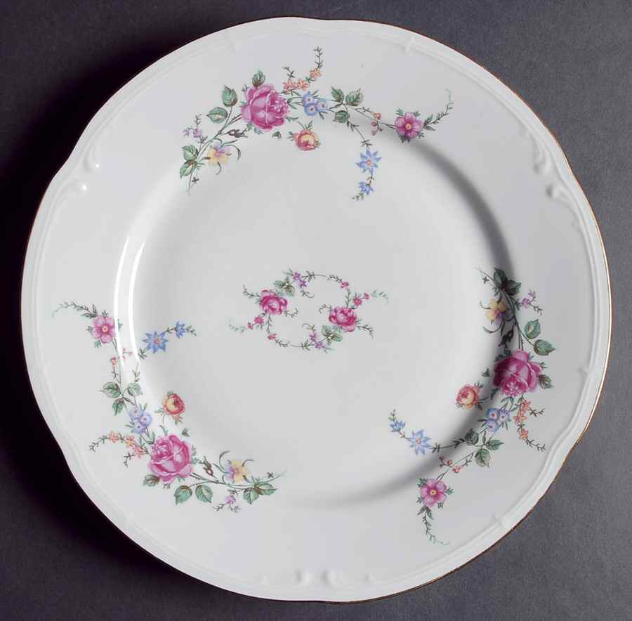 WTW9 Dinner Plate by Wtoctawek (Poland)-1