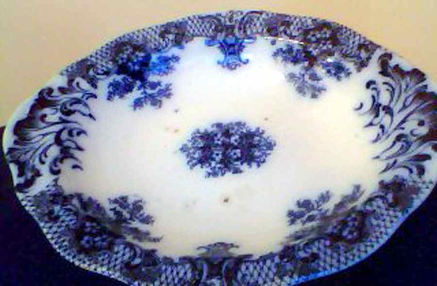Keswick Blue 9" Oval Vegetable Bowl by Wood & Sons-1
