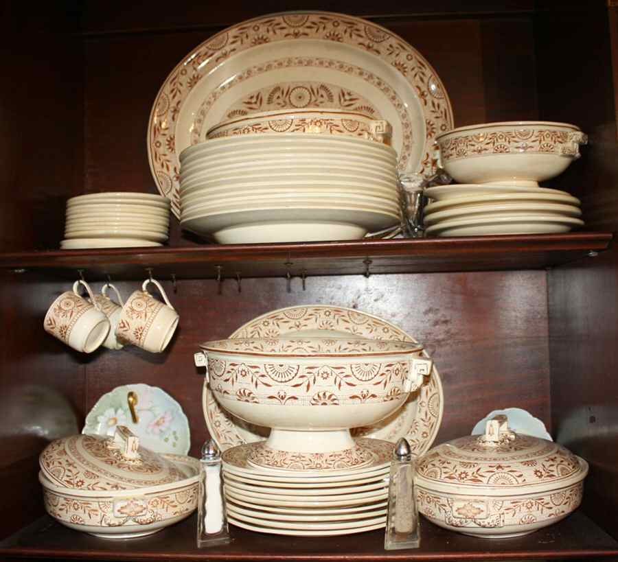 Mistletoe Cream Soup Bowl & Saucer Set with Lid by Wedgwood-1