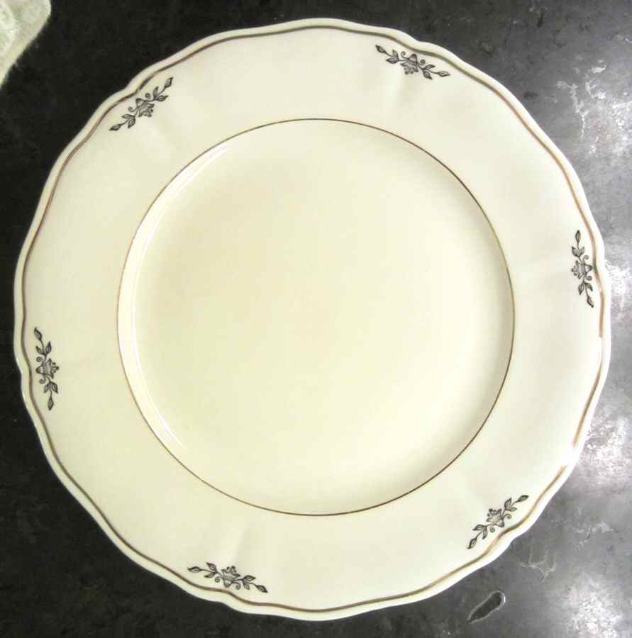 WIG1221 Luncheon Plate by Winterling - Bavaria-1