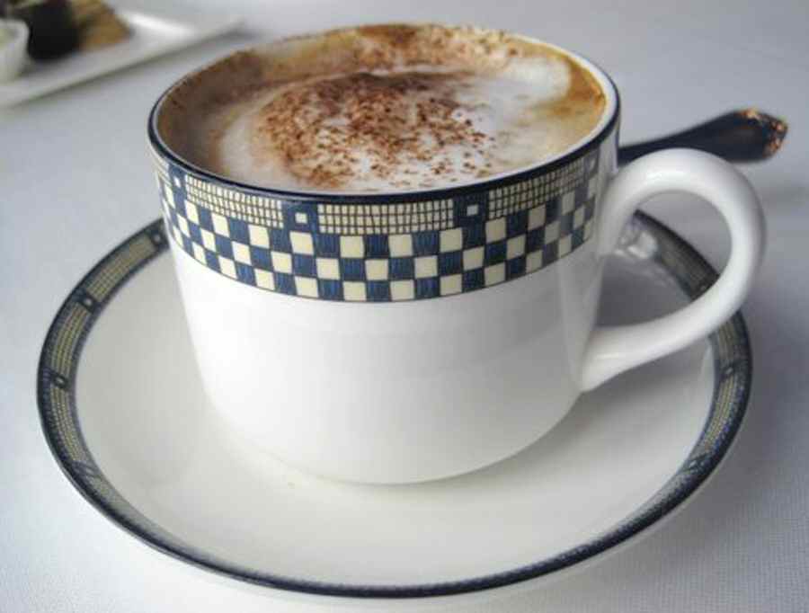 WW564 Flat Cup & Saucer Set by Wedgwood-1