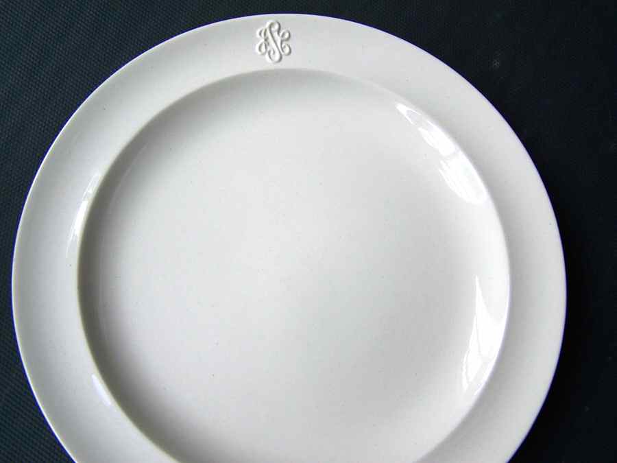 WW571 Dinner Plate by Wedgwood-1