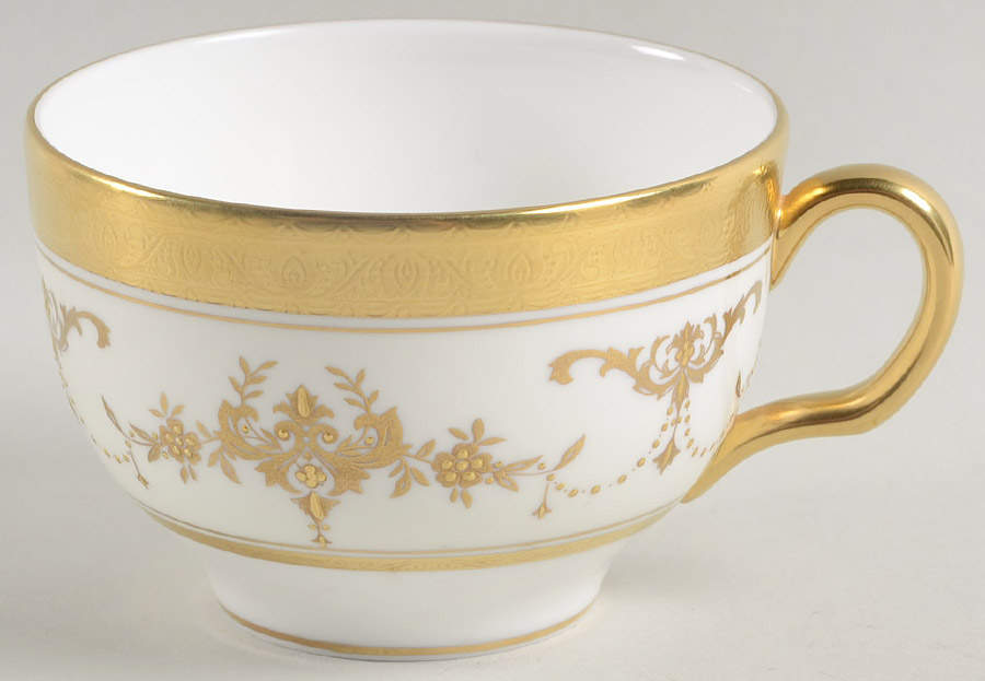Riverton Footed Cup by Wedgwood-1