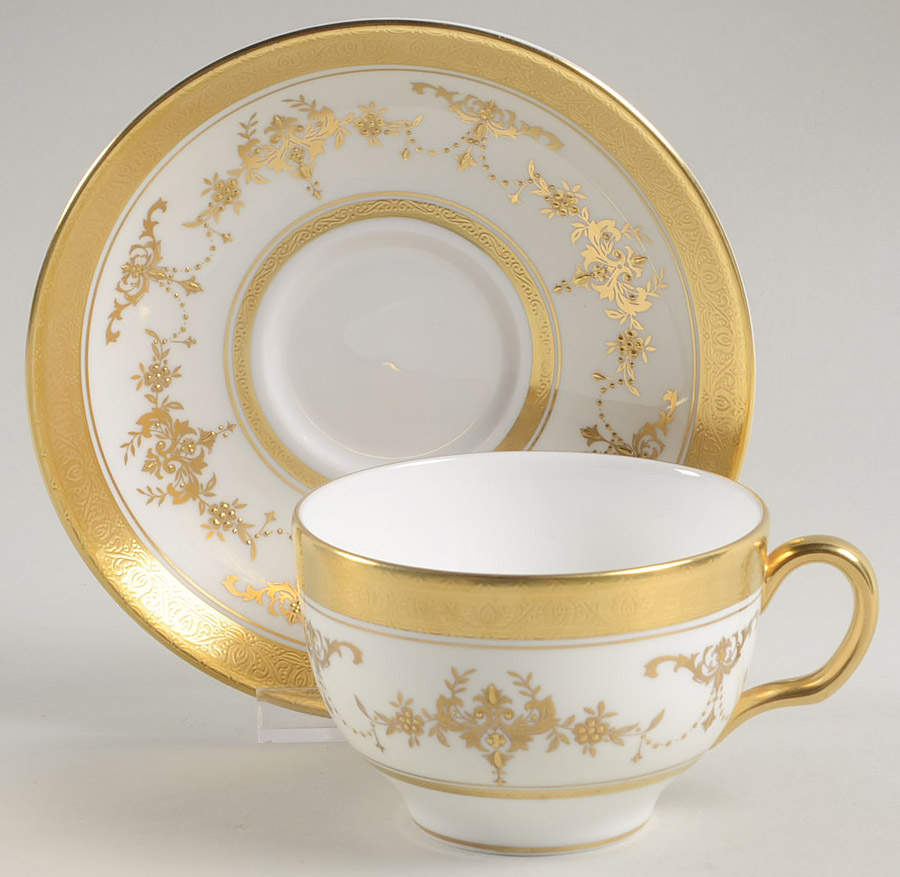 Riverton Footed Cup & Saucer Set by Wedgwood-1
