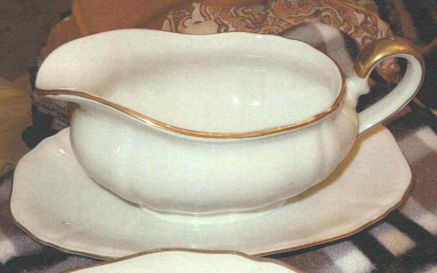 WIG765 Gravy Boat with Attached Underplate by Winterling - Bavaria-1