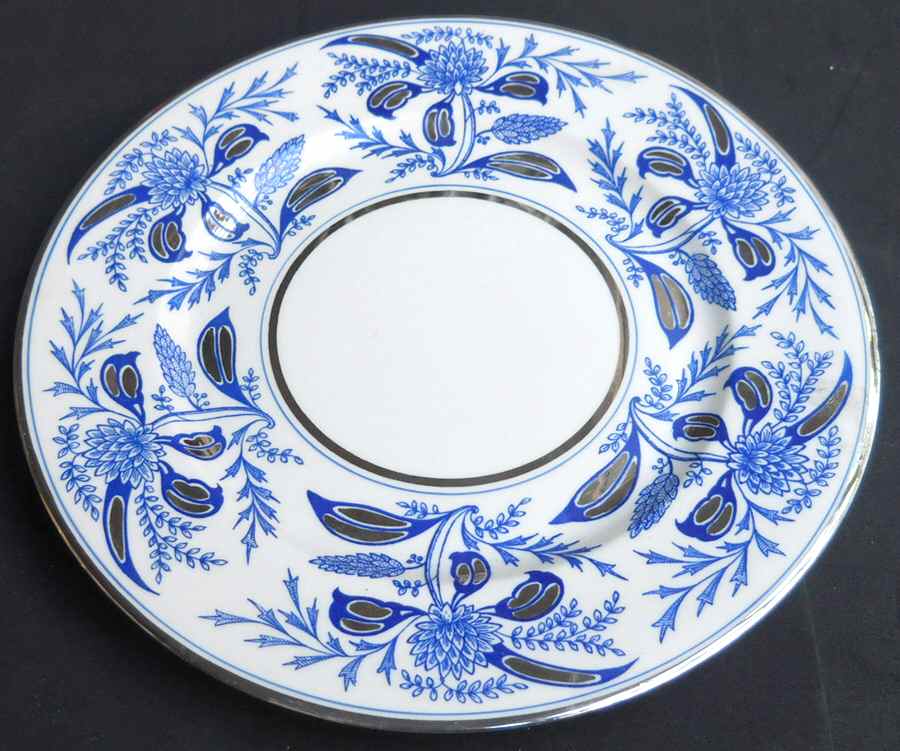 WAU14 Dinner Plate by Warrin (USA)-1