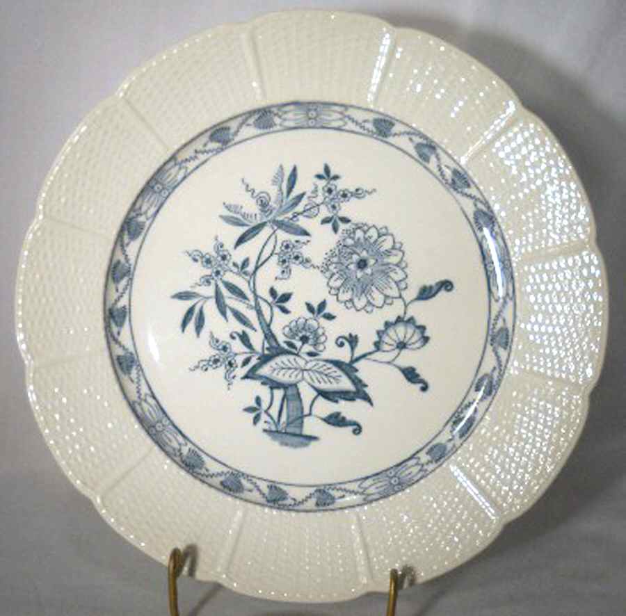 WW581 Dinner Plate by Wedgwood-1